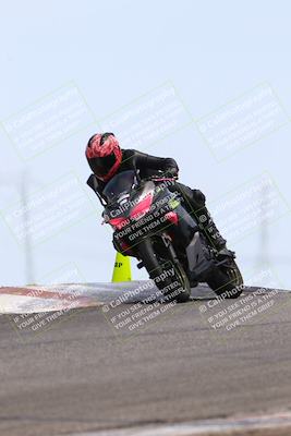 media/May-26-2025-Lets Ride (Mon) [[3bf1de1d65]]/C Group/1140am (Grapevine)/